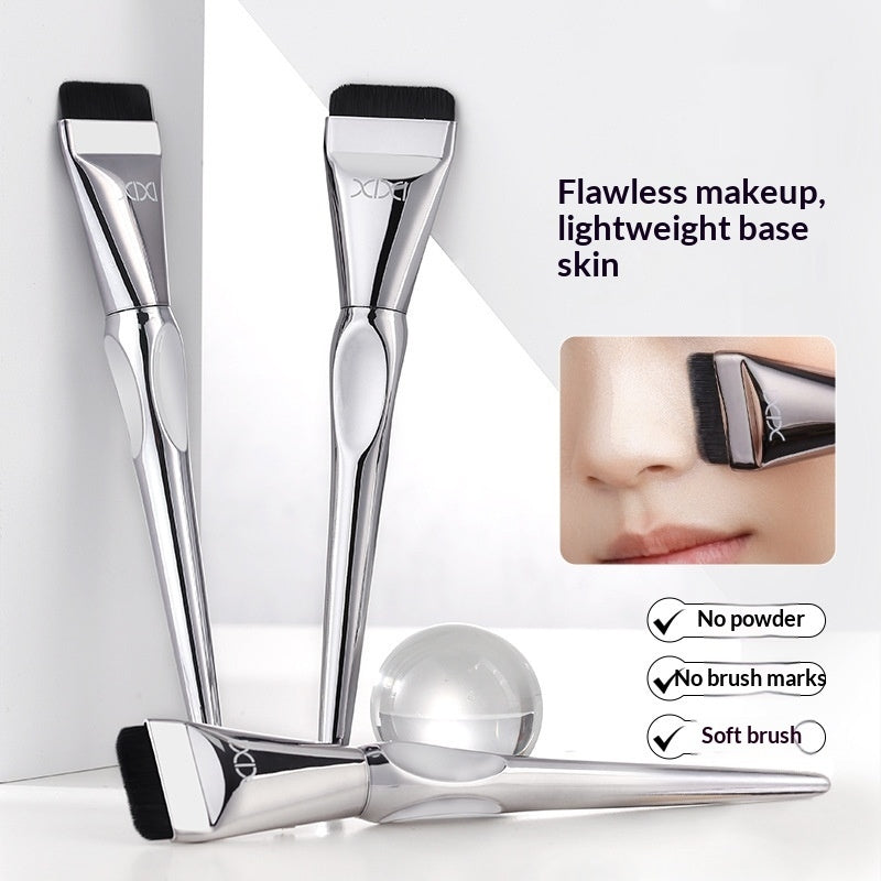 Ultra-Thin Flat Head Foundation Brush For Professionals