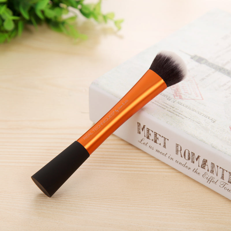 Foundation And Powder Makeup Brush