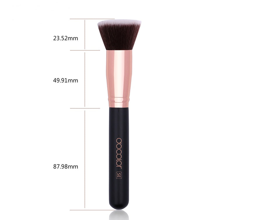 Foundation And Loose Powder Brush