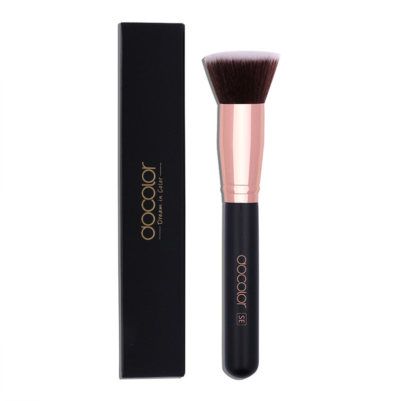 Foundation And Loose Powder Brush