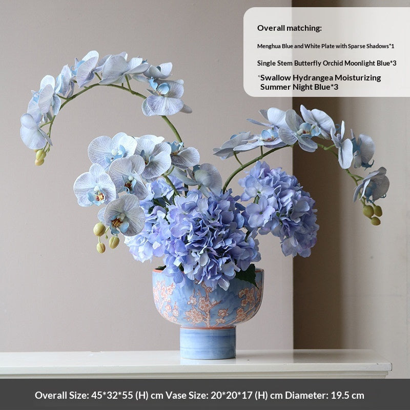 Decorate Blue-and-white Porcelain Vases For The New Year