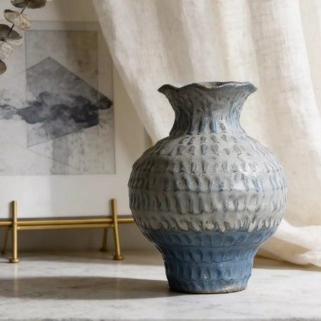 Retro Ceramic Vases Are Perfect For Hydroponic Flowers