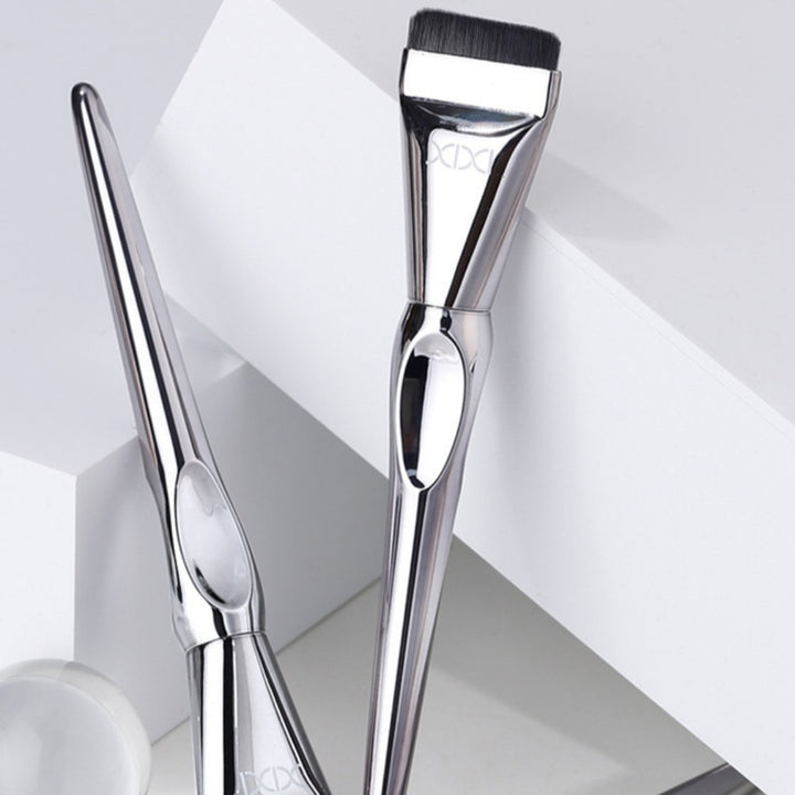 Ultra-Thin Flat Head Foundation Brush For Professionals