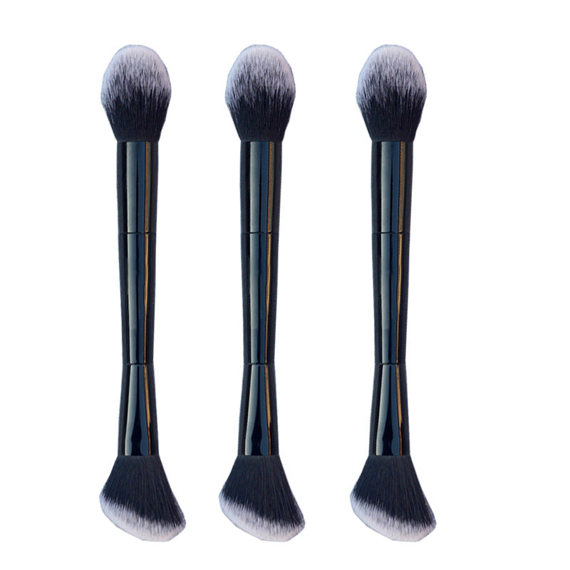 Double-Head Powder Blusher And Highlighter Brush