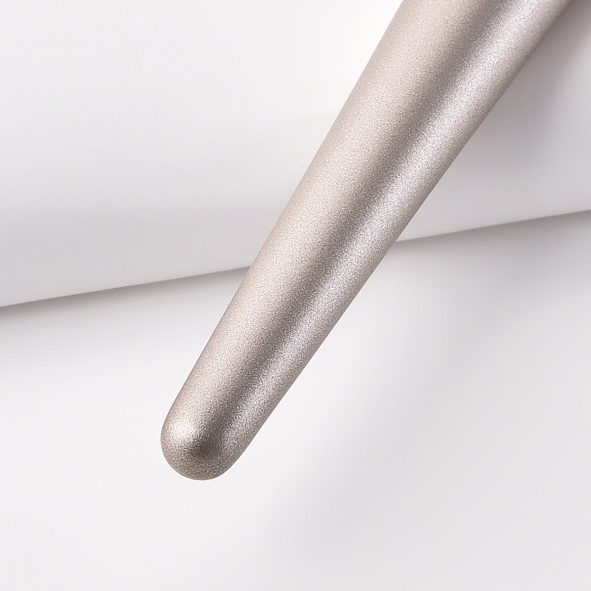 Champagne Gold Powder Foundation Makeup Brush