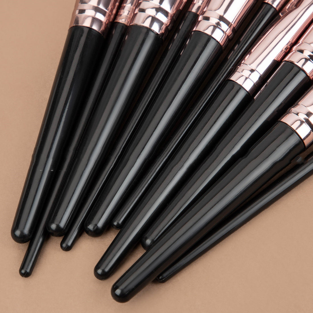 Black Makeup Brush Set For Foundation And Eyeshadow